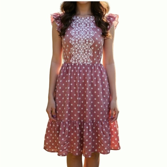 bohme Dresses & Skirts - Bohme: Floral embroidered eyelet midi dress ruffle cap sleeves in dusty rose (S)